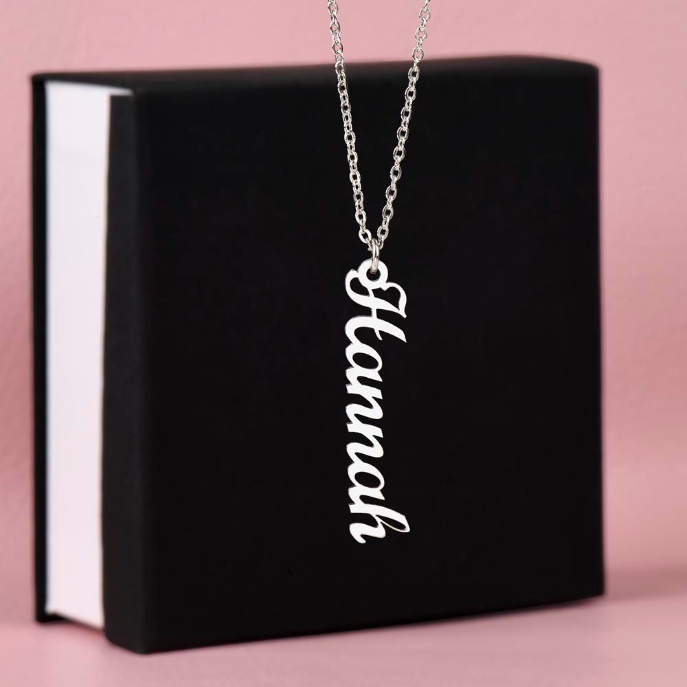 VERTICAL NAME NECKLACE - PERSONALIZED